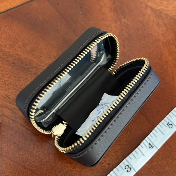 TOM FORD  leather lipstick, NWT - Picture 9 of 13